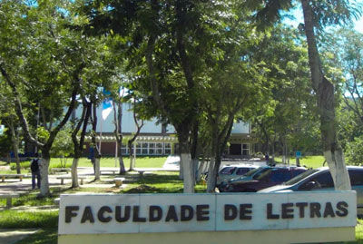 Faculdade de Letras UFRJ